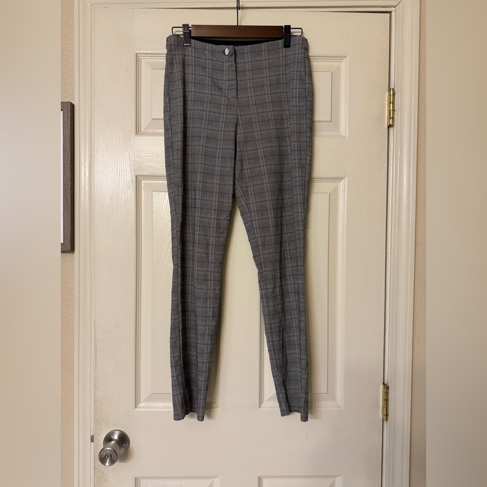 Gray Plaid Women's Cropped Pants 26” inseam